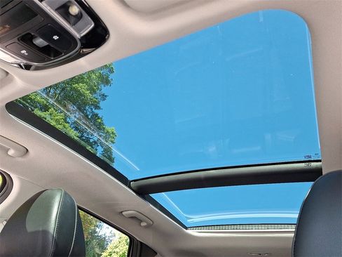 Used 2022 Hyundai Tucson Limited image 15