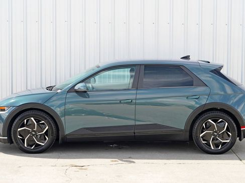 Used 2024 Hyundai Ioniq 5 SEL image 46