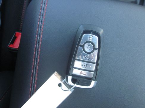 Used 2025 Ford Explorer ST AWD/4WD image 19