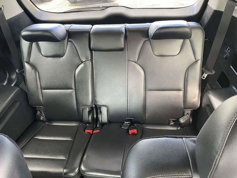 Used 2022 Kia Telluride EX w/ EX Premium Package image 23