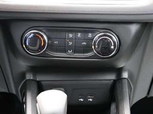 Used 2026 Chevrolet TrailBlazer LS w/ LS Convenience Package AWD/4WD image 21