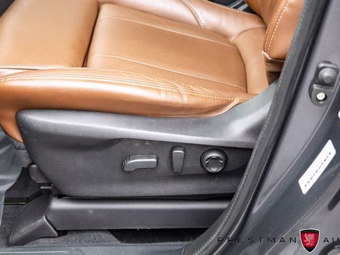 Used 2025 Subaru Ascent Touring AWD/4WD image 23