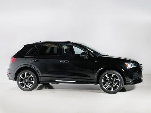 Certified 2025 Audi Q3 2.0T Premium Plus w/ Premium Plus Package AWD/4WD image 31