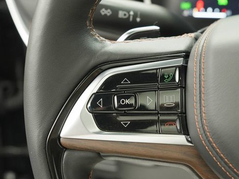 Used 2024 Jeep Grand Cherokee L Summit w/ Advanced Protech Group IV AWD/4WD image 20