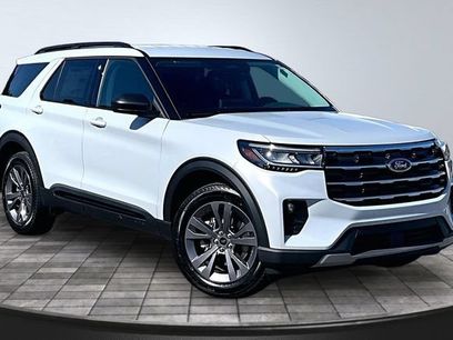 New 2026 Ford Explorer Active w/ Active Comfort Package