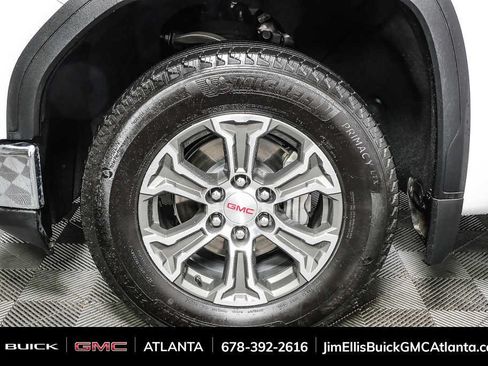 Used 2025 GMC Sierra 1500 SLT AWD/4WD image 34