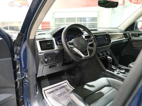 Used 2021 Volkswagen Atlas SEL Premium image 16