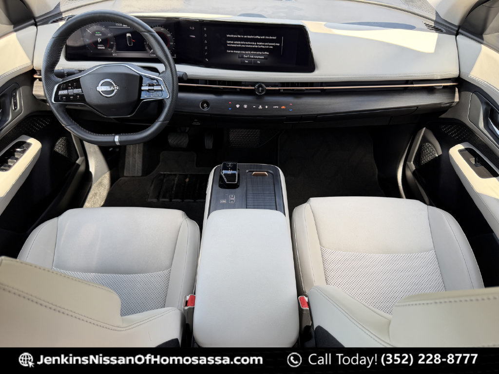Used 2024 Nissan Ariya FWD image 23