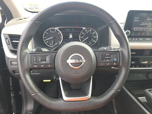 Used 2023 Nissan Rogue SV w/ SV Premium B Package AWD/4WD image 17