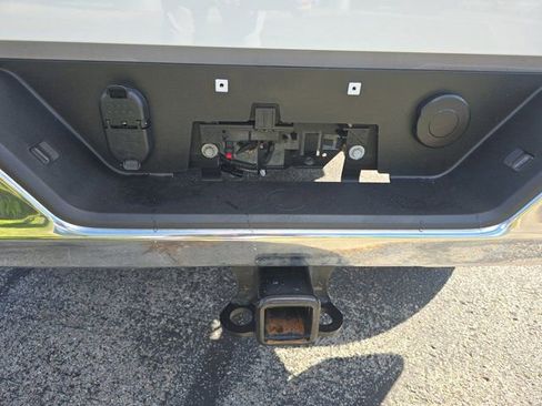 Used 2024 Chevrolet Silverado 2500 LT image 18