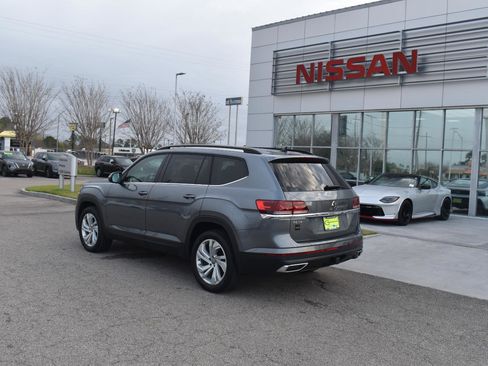 Used 2022 Volkswagen Atlas SE image 6