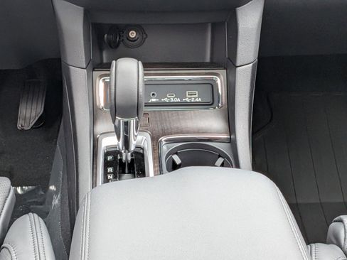 New 2026 Subaru Ascent Touring w/ Popular Package #2 image 19