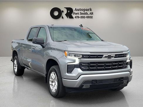Used 2026 Chevrolet Silverado 1500 RST AWD/4WD image 1