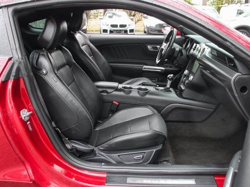 Used 2018 Ford Mustang GT Premium w/ GT Performance Package image 33