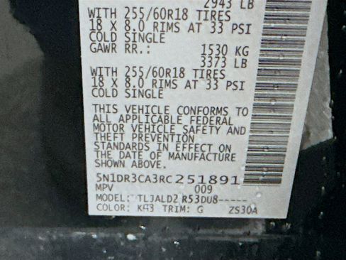 Used 2024 Nissan Pathfinder SL image 12