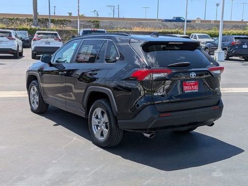 Used 2024 Toyota RAV4 XLE FWD image 11