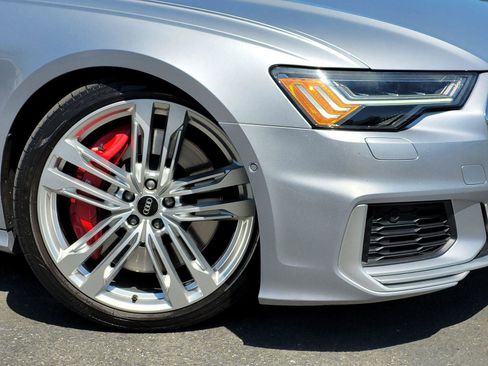 Used 2021 Audi S6 Prestige AWD/4WD image 5