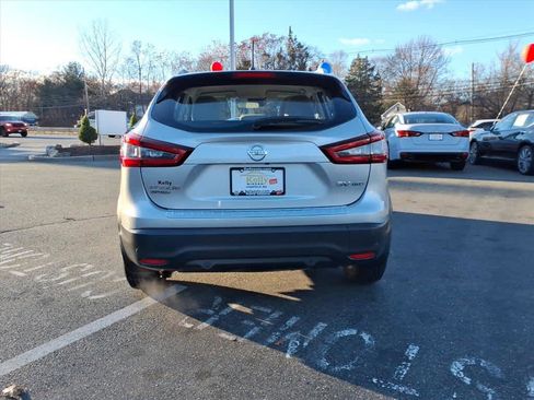 Certified 2020 Nissan Rogue Sport SV w/ All-Weather Package image 5