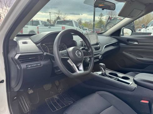 Used 2020 Nissan Altima 2.5 S image 11