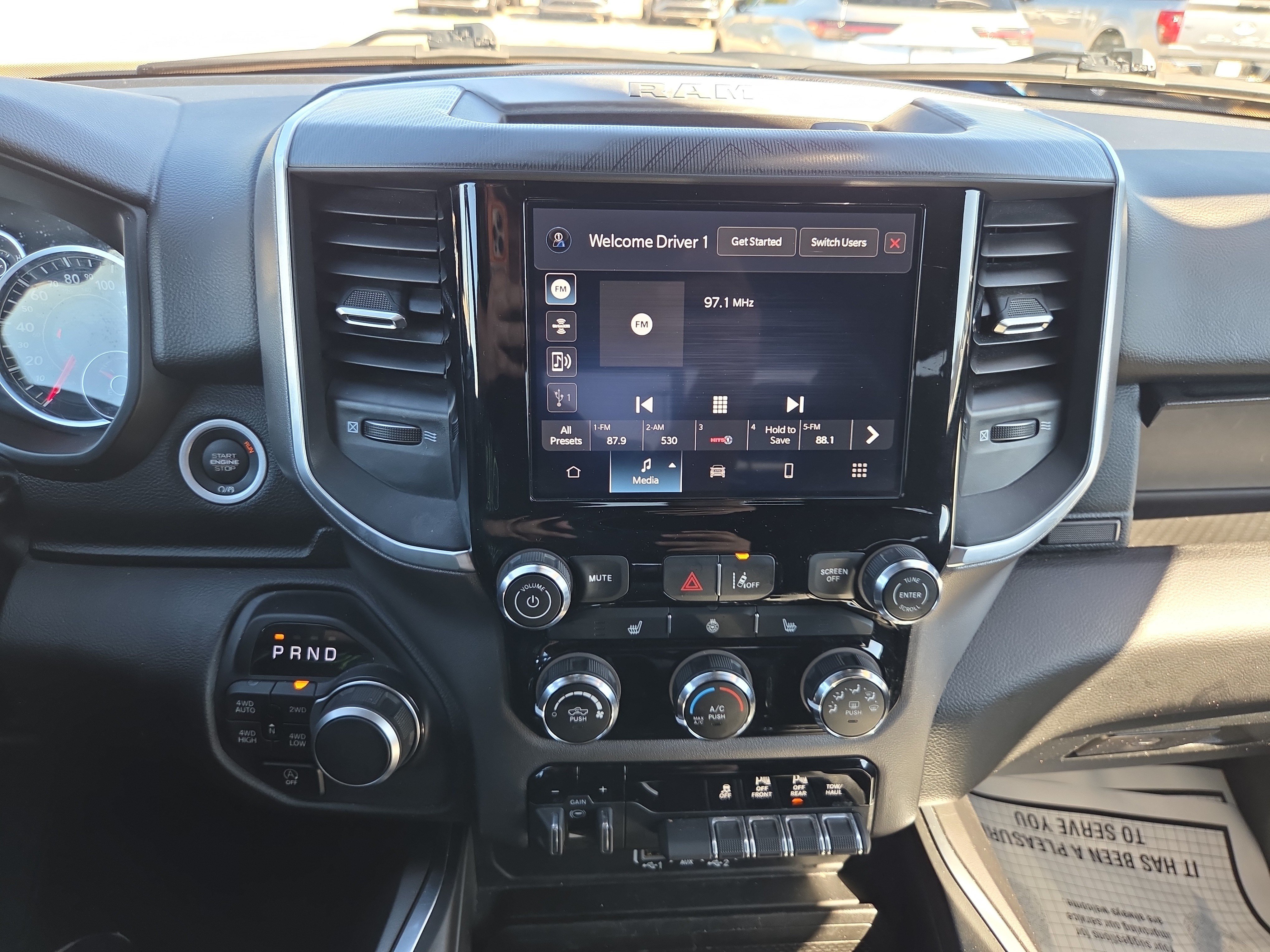 Used 2025 RAM 1500 Big Horn AWD/4WD image 14