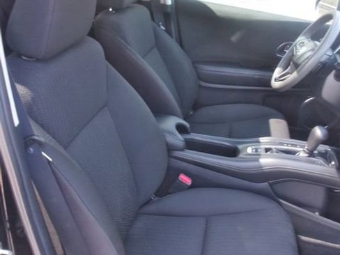 Used 2017 Honda HR-V EX image 31