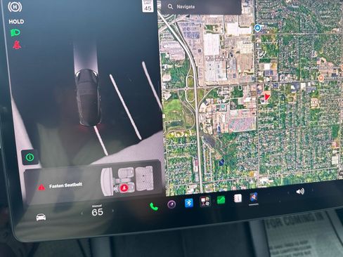Used 2022 Tesla Model 3 Long Range AWD/4WD image 16