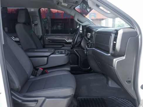 Used 2025 Chevrolet Silverado 3500 LT w/ Convenience Package AWD/4WD image 31