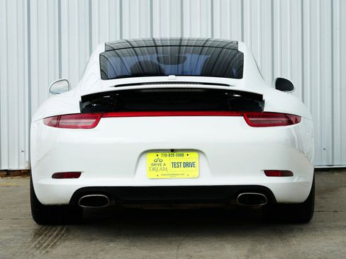 Used 2015 Porsche 911 Carrera 4 image 10