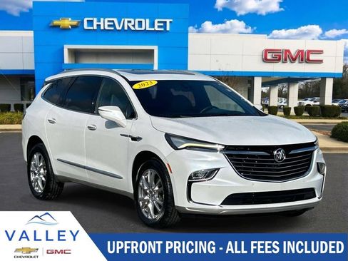 Used 2023 Buick Enclave Premium w/ Experience Buick Package FWD image 1