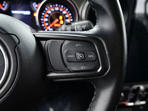 Used 2022 Jeep Wrangler Unlimited Sport image 17