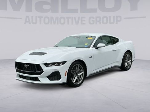 Used 2024 Ford Mustang GT Premium RWD image 1
