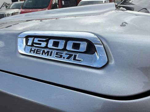 Used 2022 RAM 1500 Big Horn AWD/4WD image 14