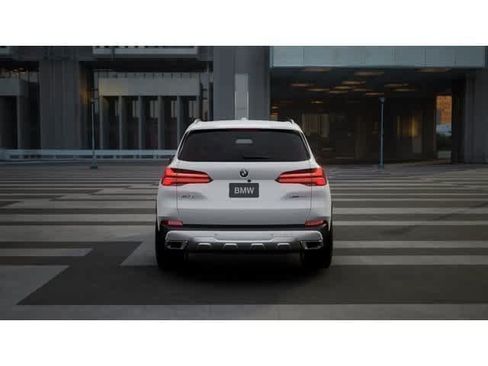 New 2026 BMW X5 xDrive50e w/ Executive Package AWD/4WD image 5