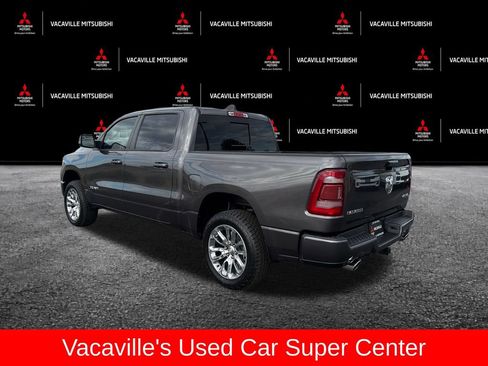 Used 2023 RAM 1500 Laramie AWD/4WD image 3