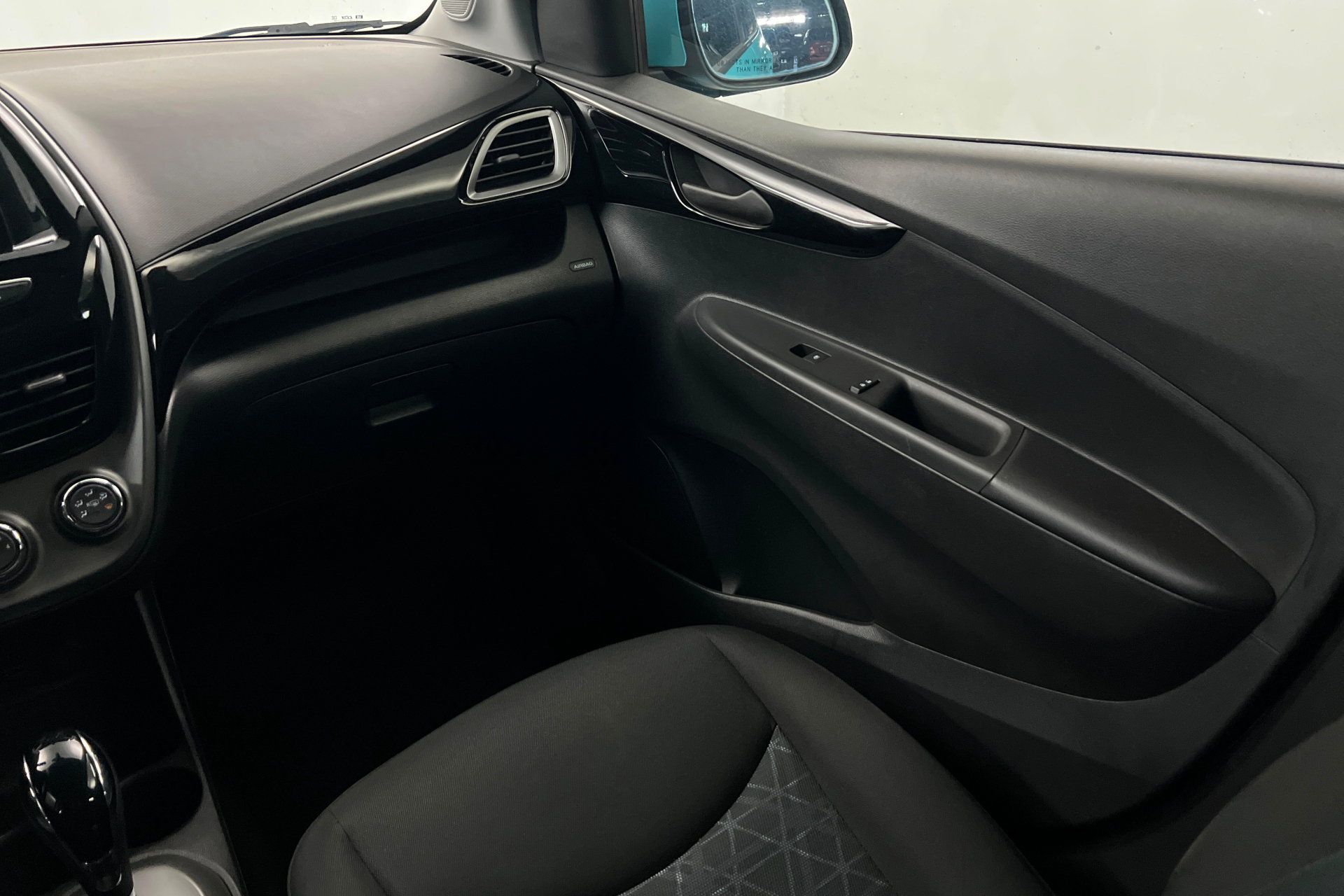 Used 2022 Chevrolet Spark LT FWD image 11