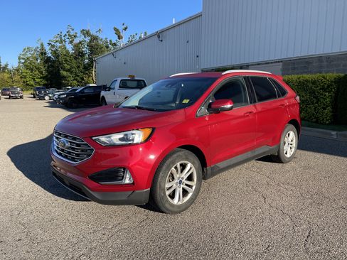 Used 2020 Ford Edge SEL w/ Convenience Package AWD/4WD image 8