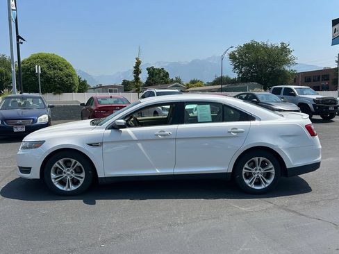 Used 2014 Ford Taurus SEL w/ Equipment Group 201A FWD image 8