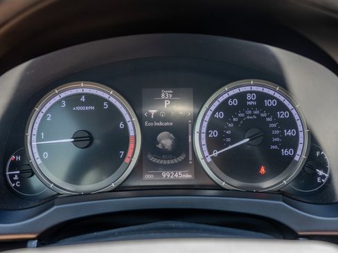 Used 2015 Lexus RC 350 w/ Luxury Package RWD image 19
