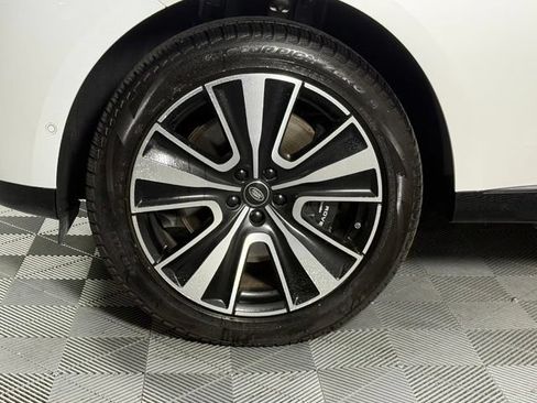 Used 2025 Land Rover Range Rover Autobiography AWD/4WD image 14