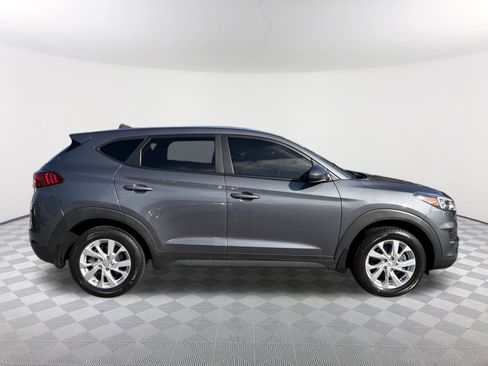 Used 2019 Hyundai Tucson SE image 16
