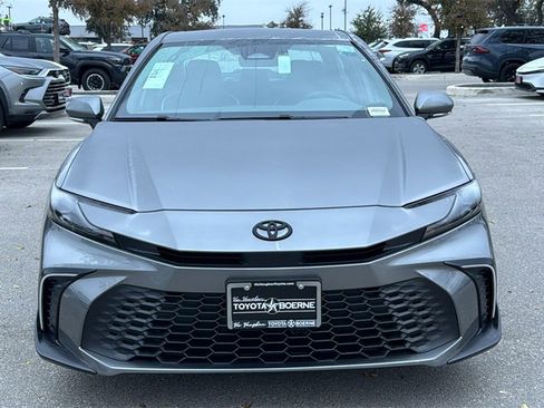 New 2026 Toyota Camry SE image 2