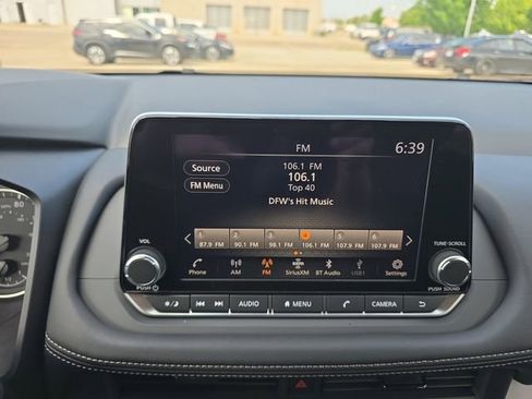 New 2026 Nissan Rogue SV FWD image 8
