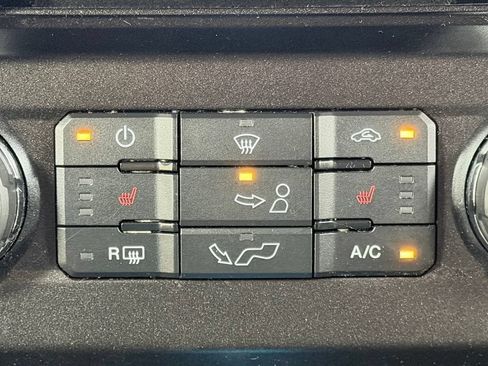 Used 2018 Ford F150 XLT w/ Equipment Group 302A Luxury AWD/4WD image 55