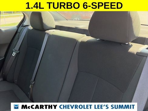 Used 2011 Chevrolet Cruze Eco image 36