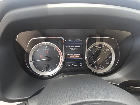 Used 2019 Nissan Titan SV AWD/4WD image 12