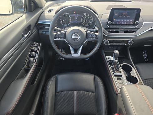Used 2025 Nissan Altima 2.5 SR image 21