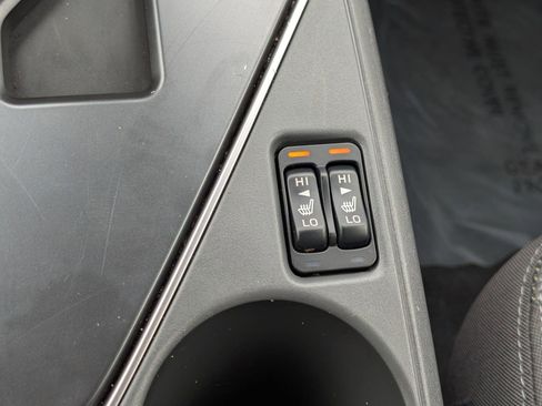 Used 2024 Subaru Crosstrek 2.0i Premium image 20