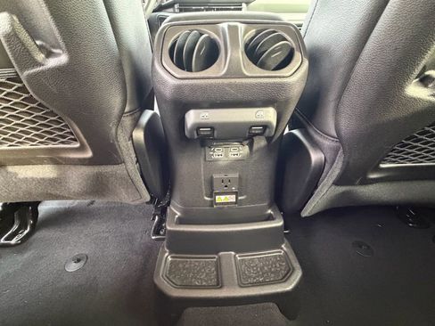 Used 2024 Jeep Wrangler Unlimited Sahara w/ Technology Group image 31