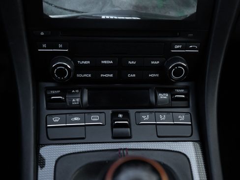 Used 2018 Porsche 911 GT3 RWD image 22