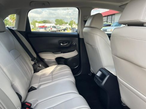 Used 2023 Honda HR-V EX-L image 34